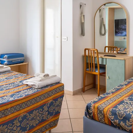 提格里奥酒店 3*